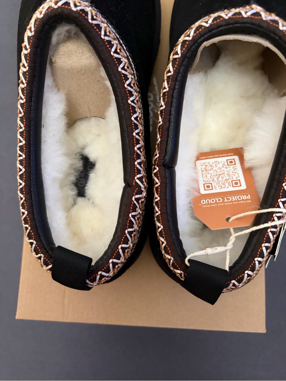 Project Cloud Cozy Black Suede Shearling Lined Slippers - Picture 3 of 4